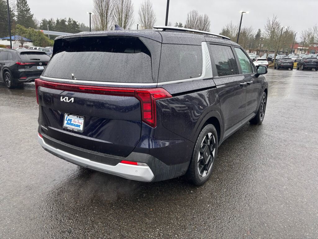 Certified 2025 Kia Carnival EX image 5