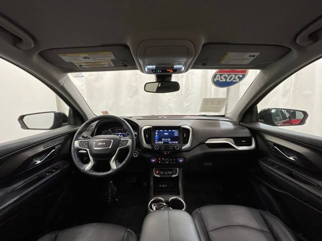 Used 2024 GMC Terrain SLT w/ Elevation Edition AWD/4WD image 16