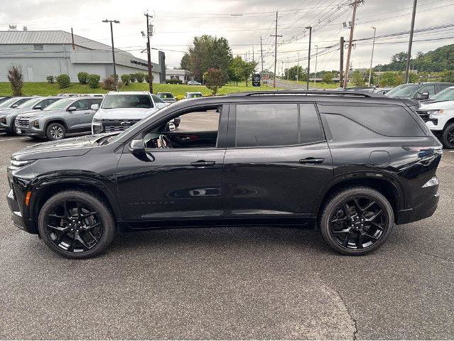 Used 2024 Chevrolet Traverse RS w/ LPO, Floor Liner Package AWD/4WD image 15