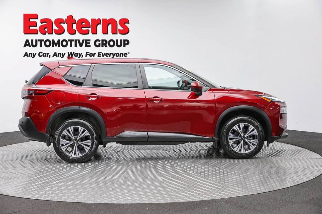 Used 2023 Nissan Rogue SV AWD/4WD image 4