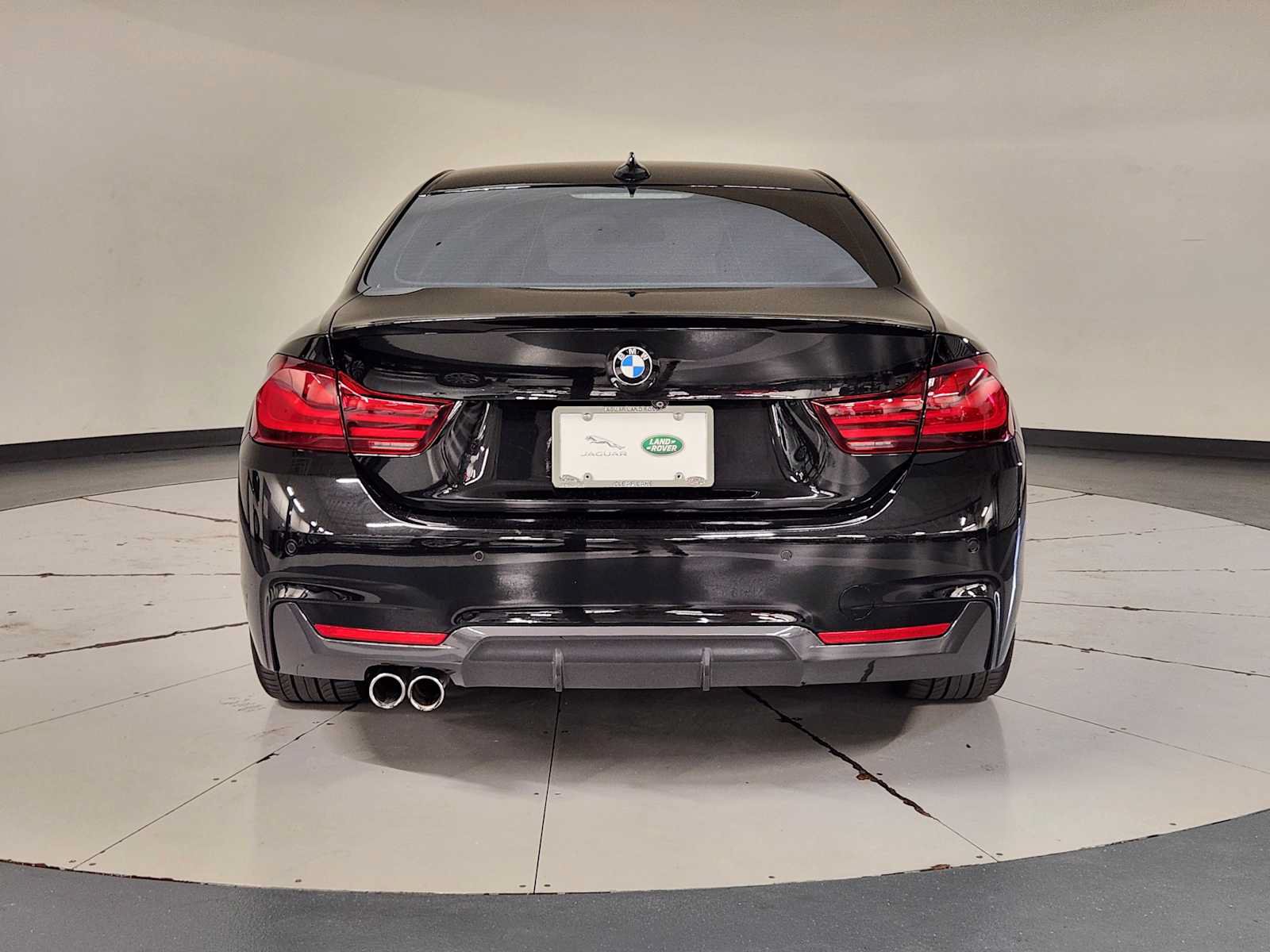 Used 2020 BMW 430i Coupe w/ M Sport Package RWD image 9