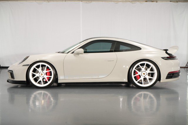 Used 2020 Porsche 911 Carrera 4S AWD/4WD image 3