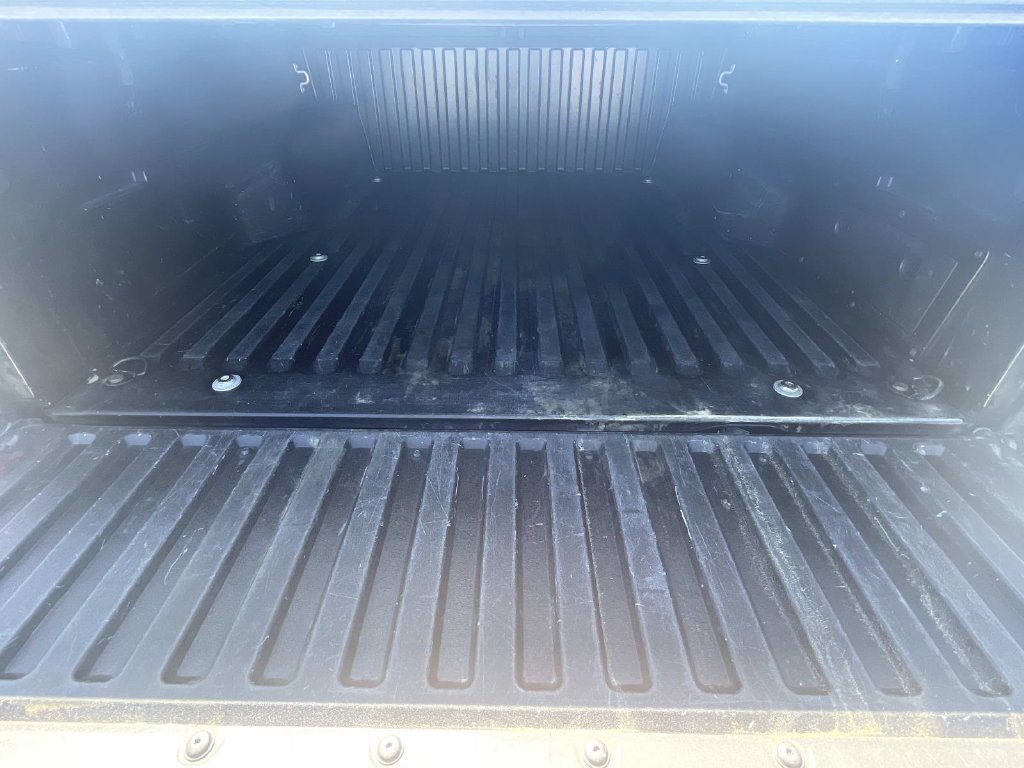 Used 2021 Toyota Tacoma SR5 AWD/4WD image 11