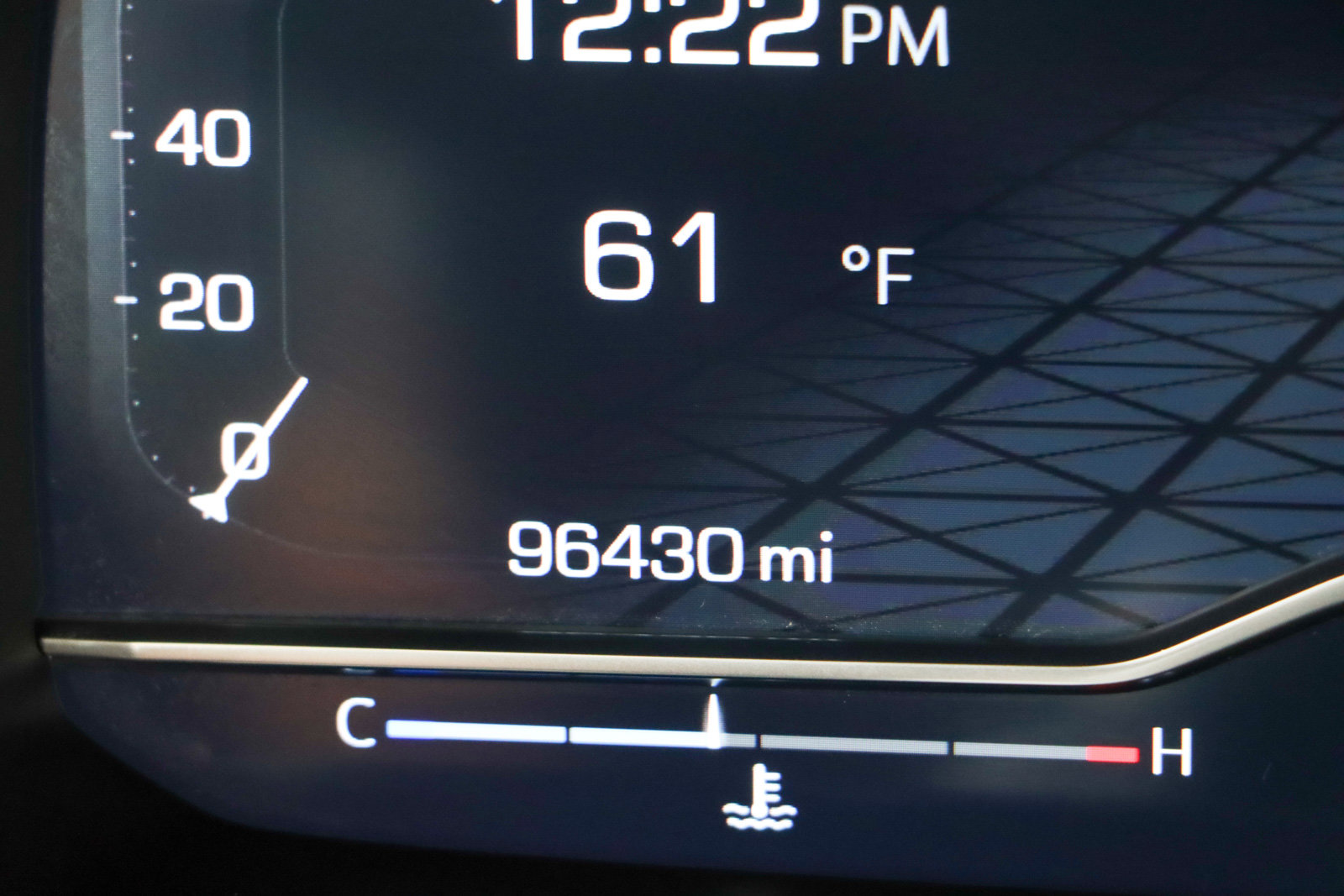 Used 2022 GMC Yukon XL SLE image 17