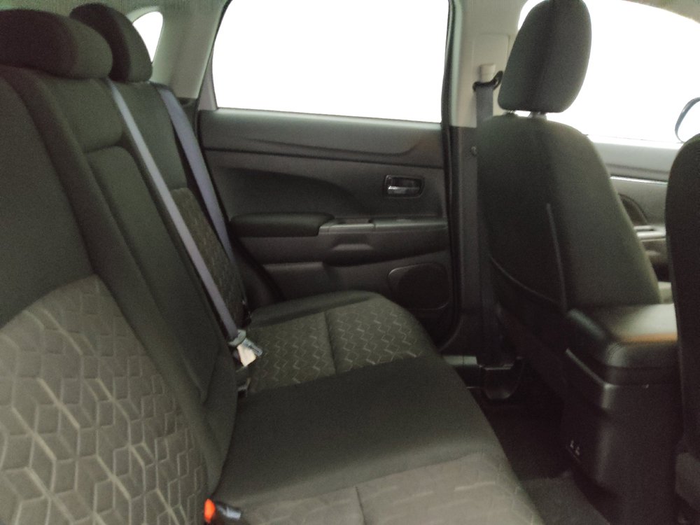 Used 2024 Mitsubishi Outlander Sport LE image 19