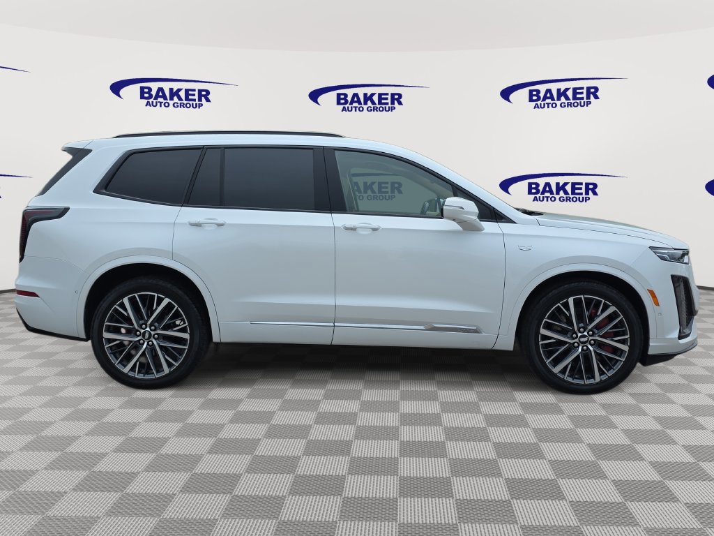Used 2024 Cadillac XT6 Sport w/ Platinum Package AWD/4WD image 4
