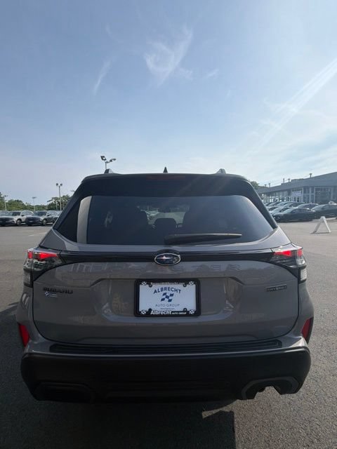 Certified 2025 Subaru Forester Limited AWD/4WD image 7