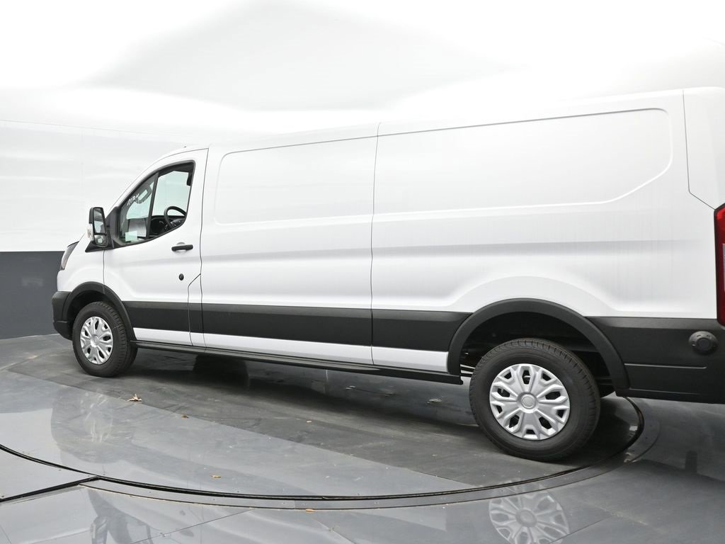 New 2024 Ford Transit 150 Low Roof image 4