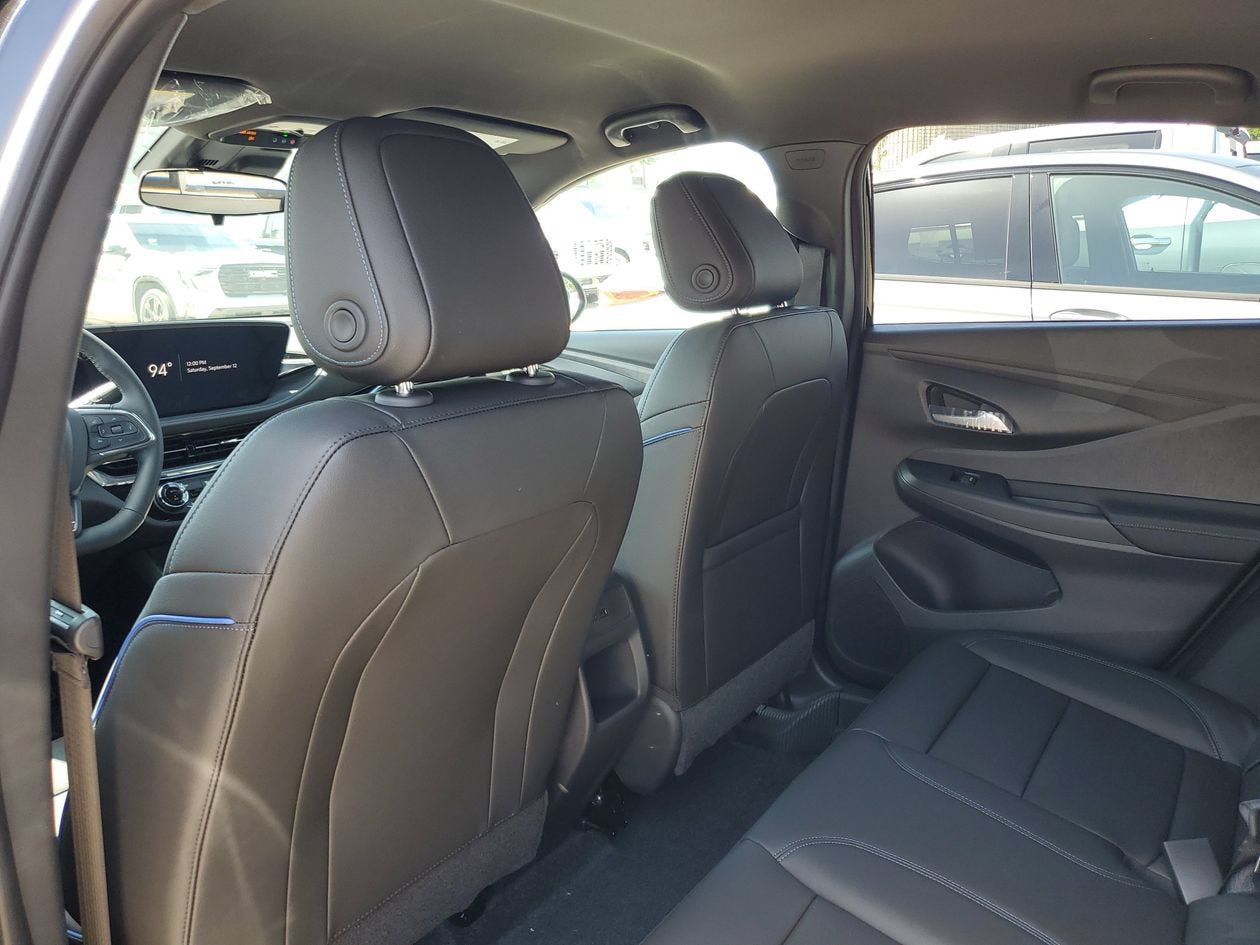 New 2026 Buick Envista Sport Touring w/ Convenience I Package FWD image 9