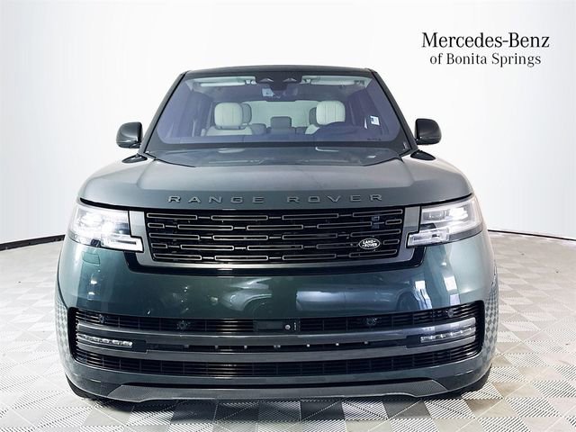 Used 2023 Land Rover Range Rover SE AWD/4WD image 2