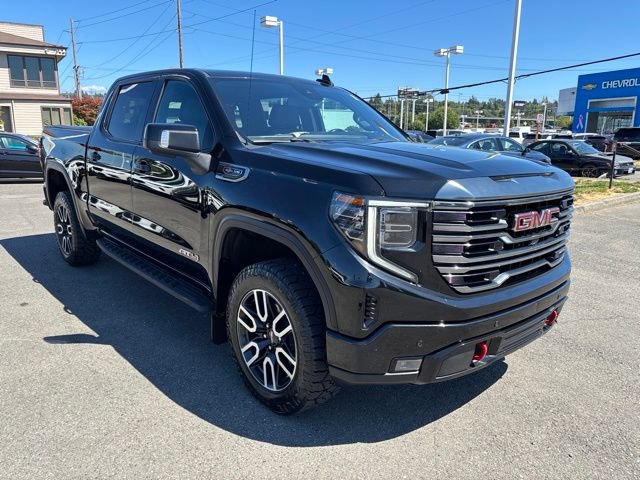Used 2022 GMC Sierra 1500 AT4 w/ AT4 Premium Package AWD/4WD image 7