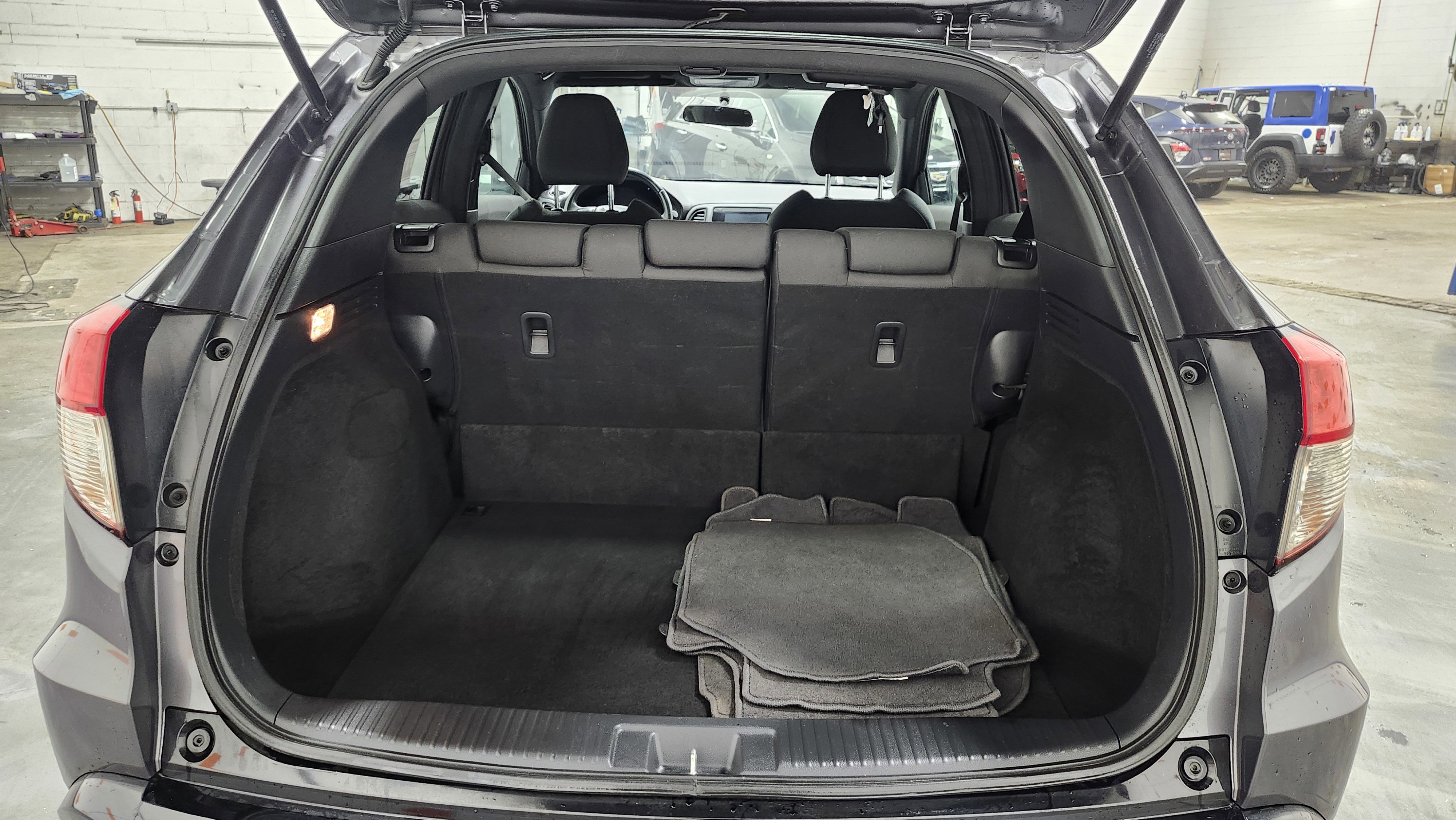 Used 2021 Honda HR-V Sport image 20