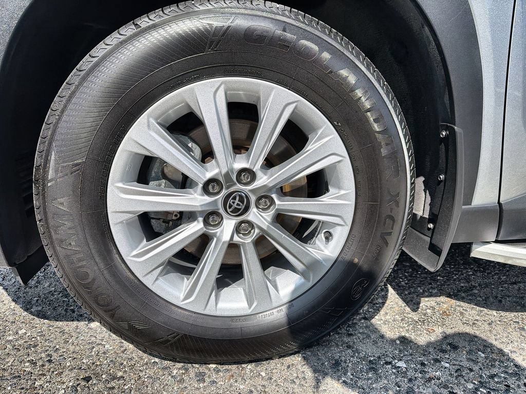 Used 2024 Toyota Grand Highlander AWD Hybrid image 18