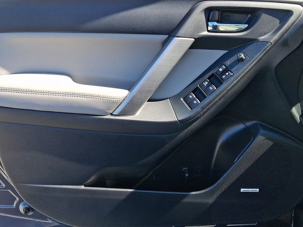 Used 2015 Subaru Forester 2.5i Touring w/ Eyesight & Navigation System image 12