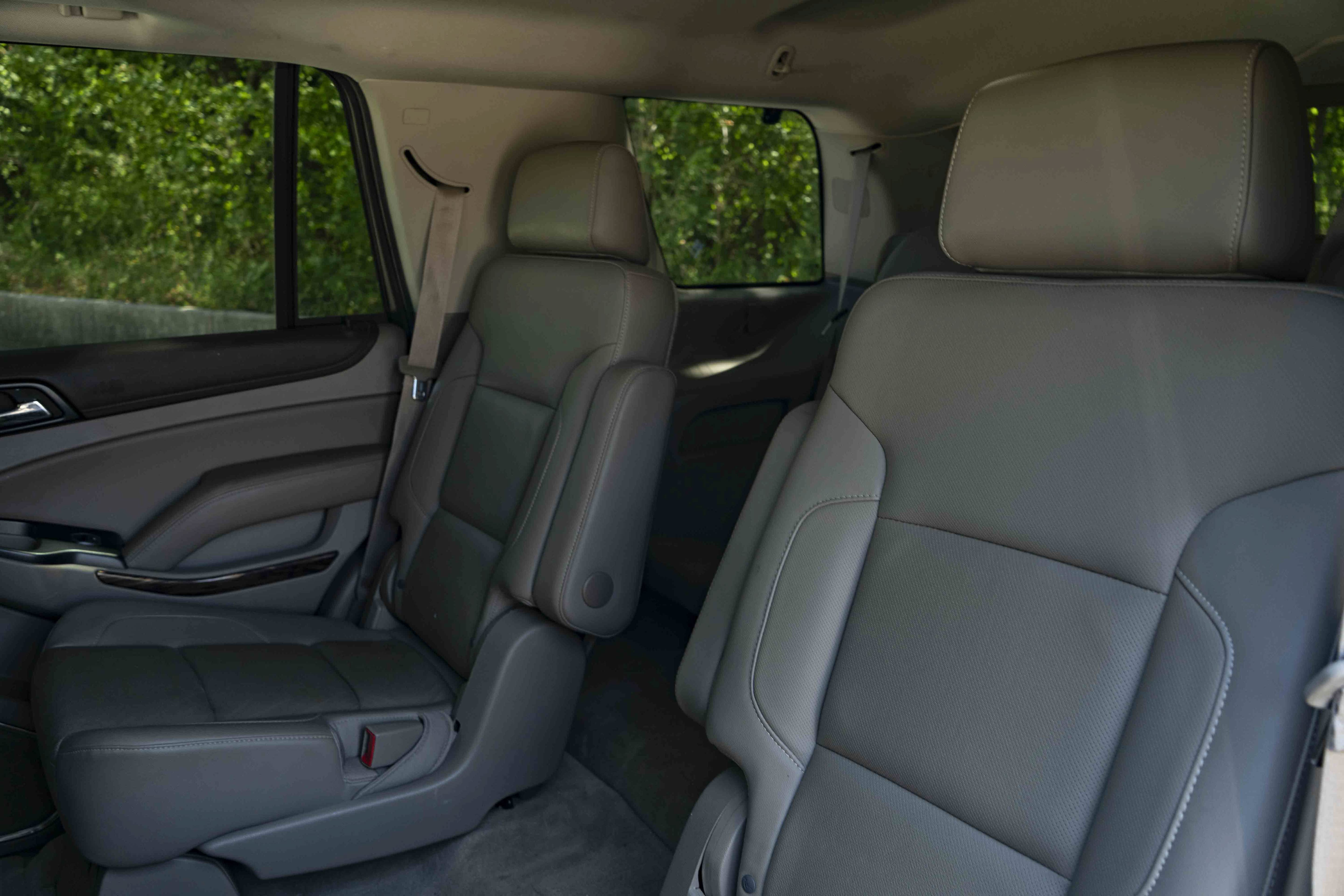 Used 2015 GMC Yukon SLT w/ Open Road Package RWD image 18