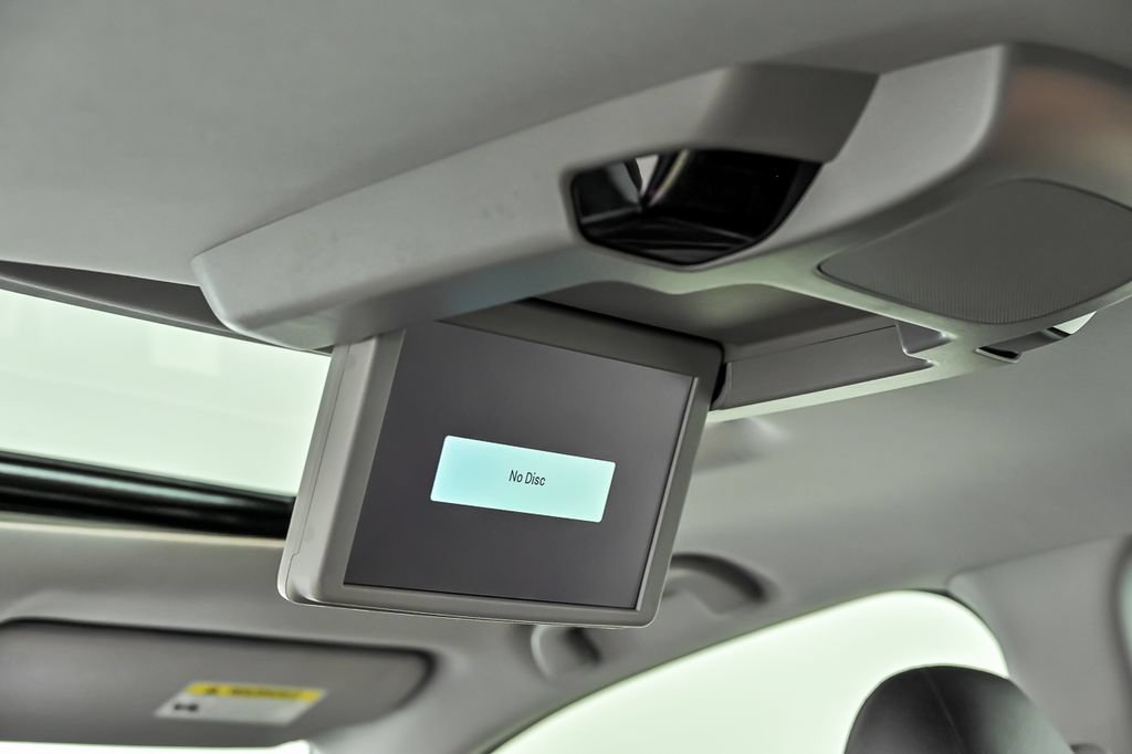 Used 2020 Honda Pilot Touring image 17