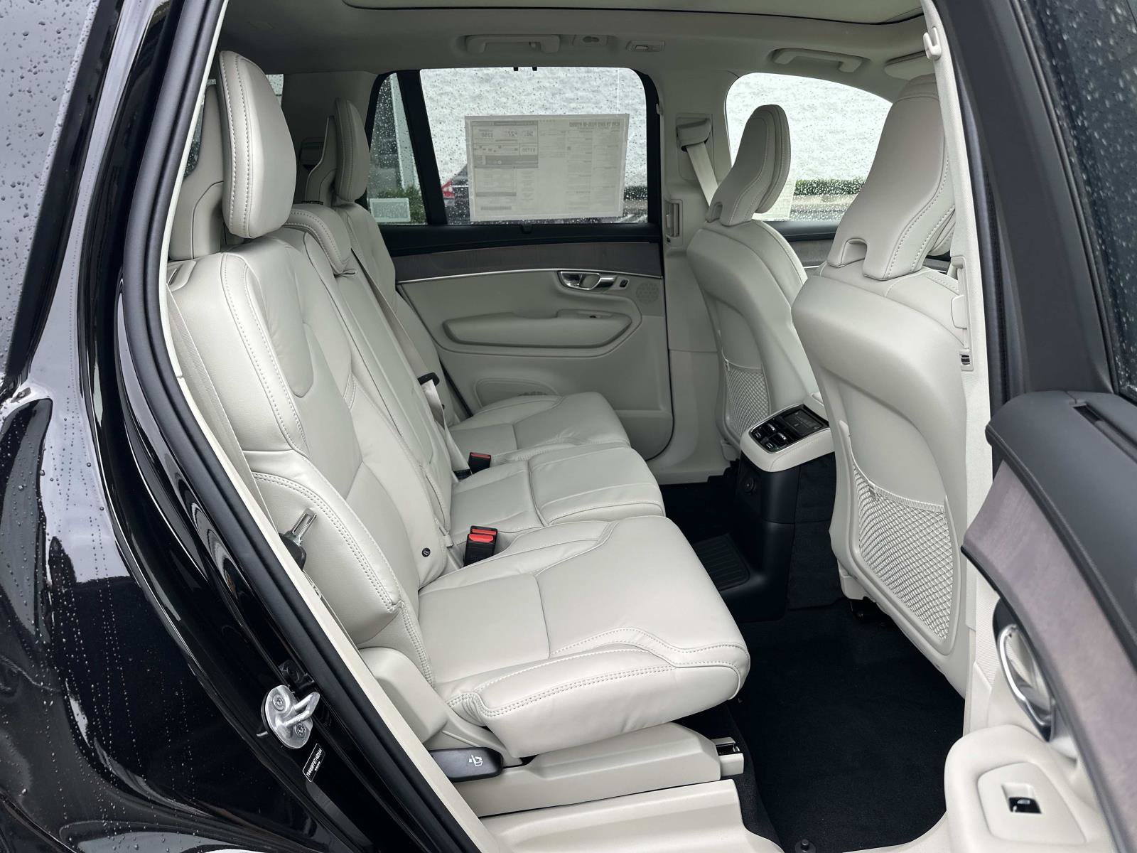 New 2026 Volvo XC90 T8 Ultra w/ Protection Package Premier AWD/4WD image 20