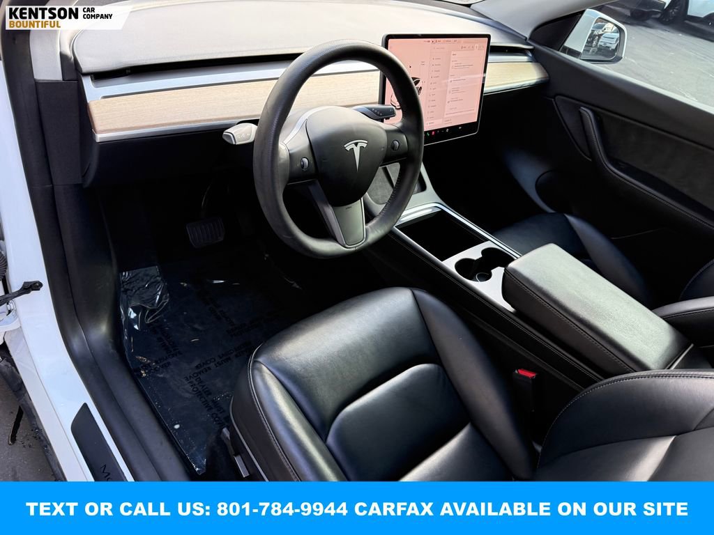 Used 2022 Tesla Model Y Long Range image 26