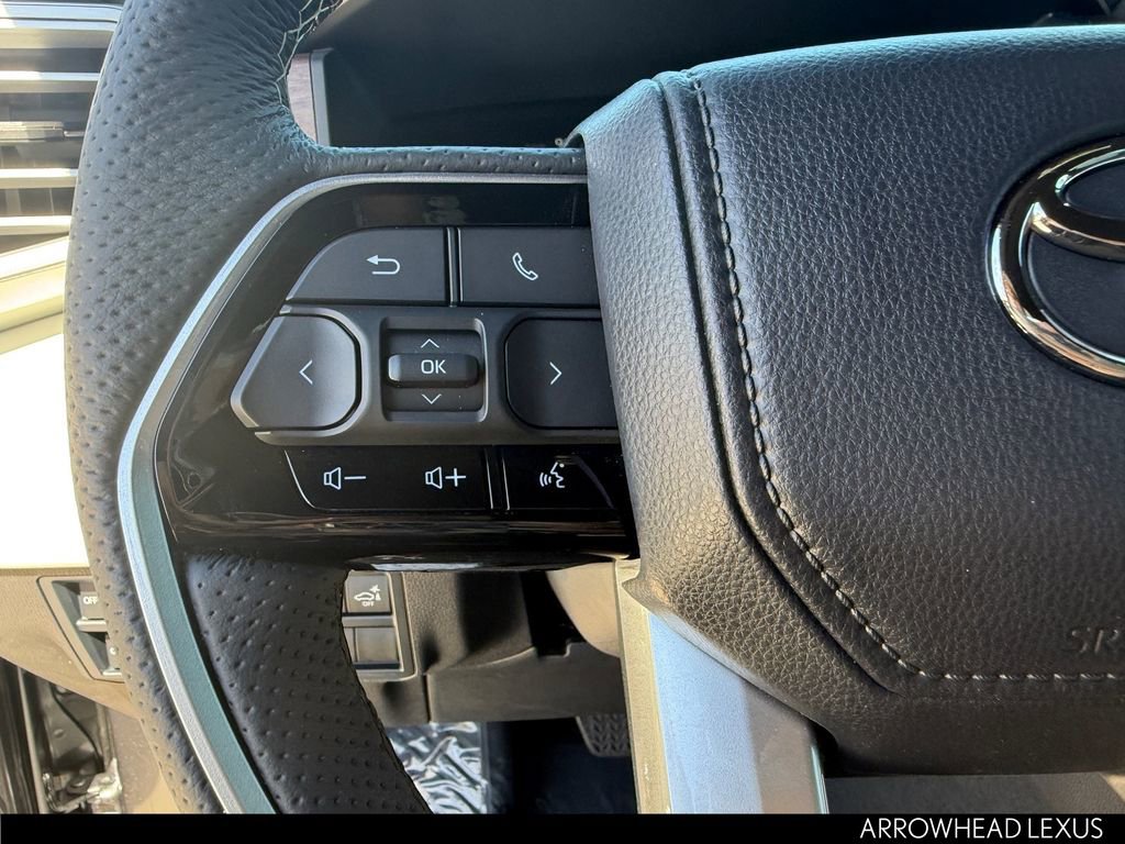 Used 2025 Toyota Sequoia Capstone image 15