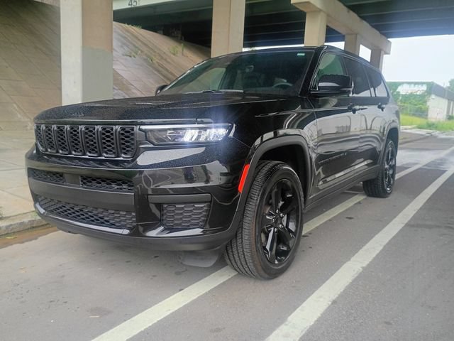 Used 2025 Jeep Grand Cherokee L Altitude RWD image 83