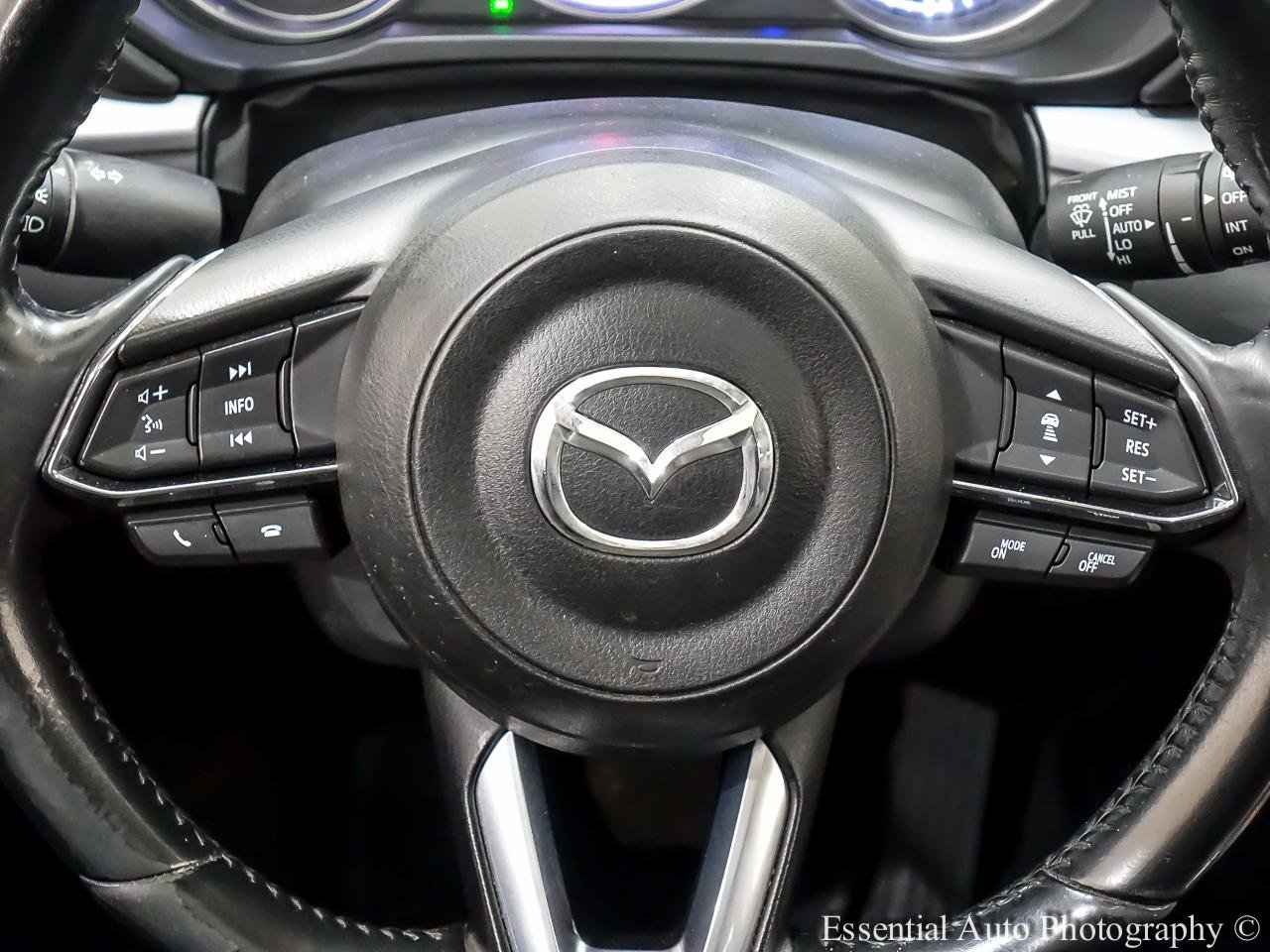 Used 2018 MAZDA CX-5 Touring w/ Preferred Equipment Package image 19