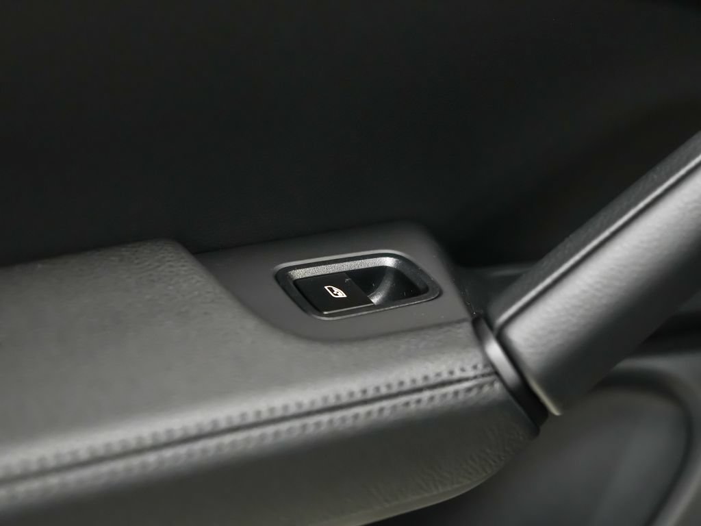 New 2026 Porsche Cayenne AWD/4WD image 16