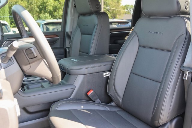 New 2026 GMC Sierra 3500 Denali w/ Technology Package image 13