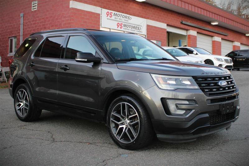 Used 2017 Ford Explorer Sport w/ Equipment Group 401A image 7
