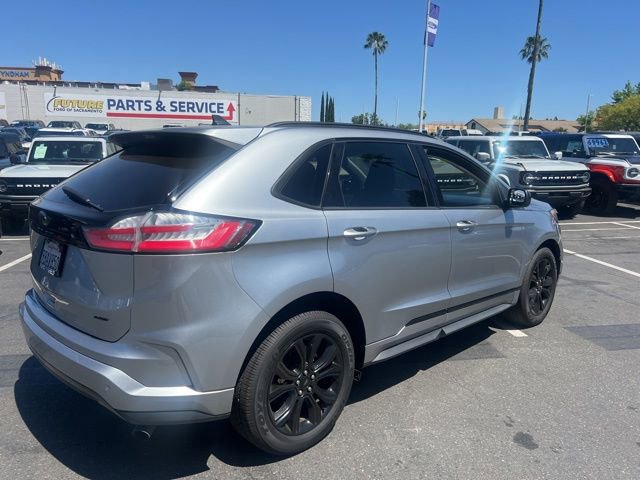 Used 2022 Ford Edge SE w/ Black Appearance Package AWD/4WD image 10