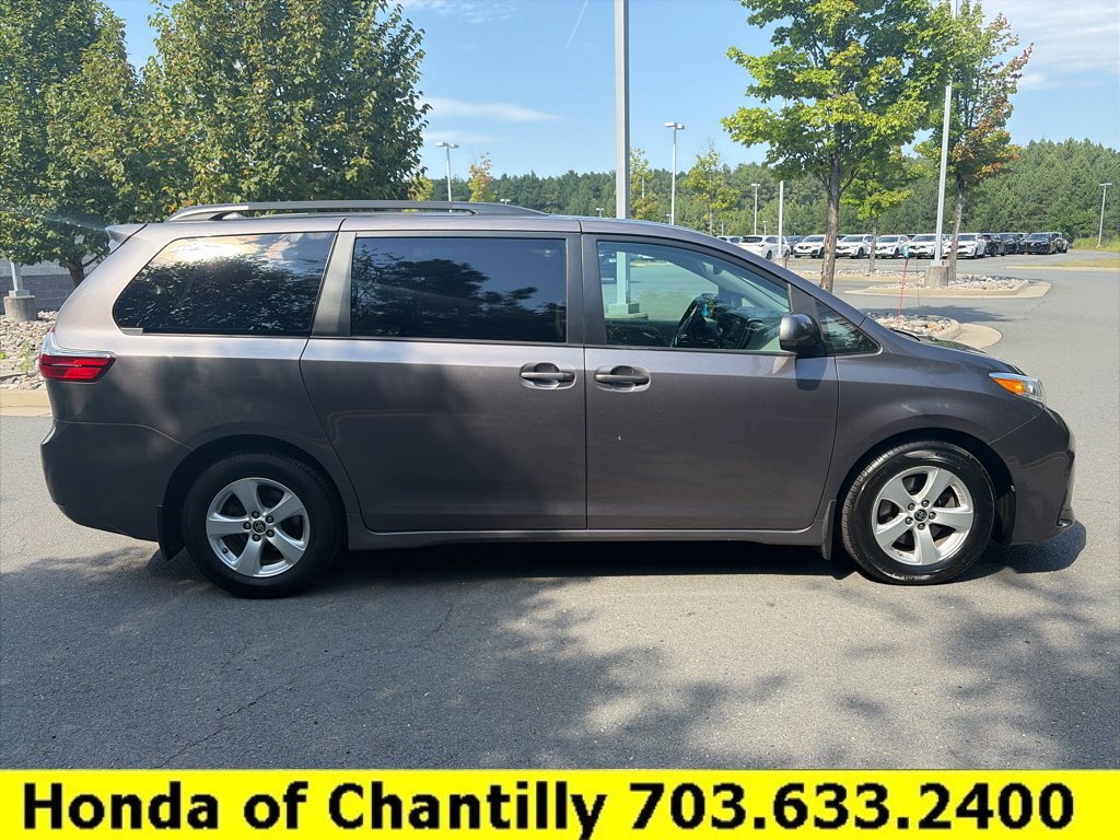 Used 2020 Toyota Sienna LE FWD image 8