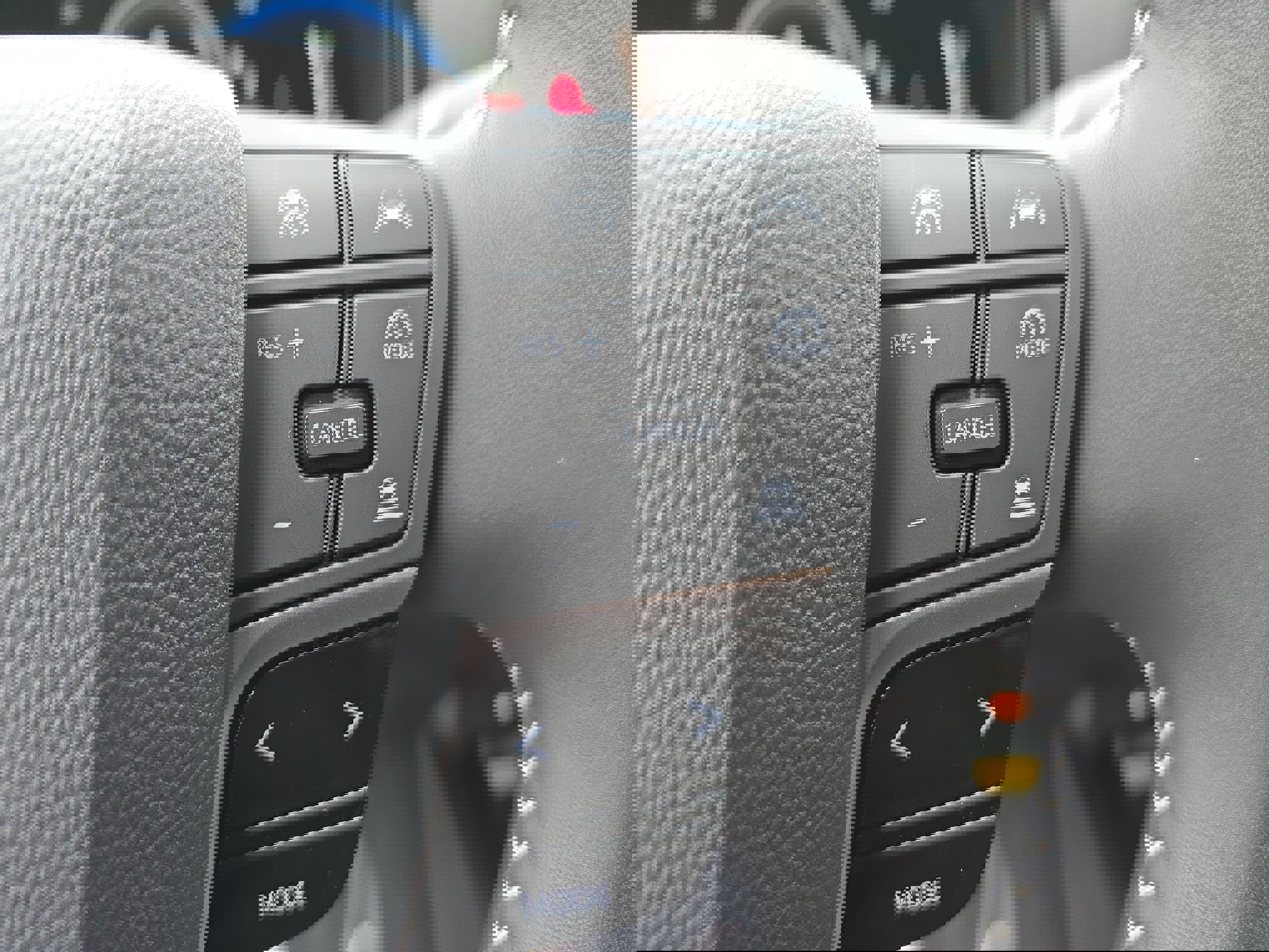 Used 2025 Toyota Camry SE image 20