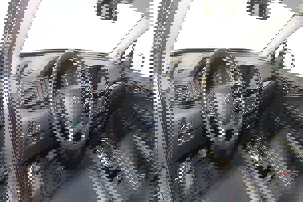 Used 2019 Honda Pilot Touring image 26