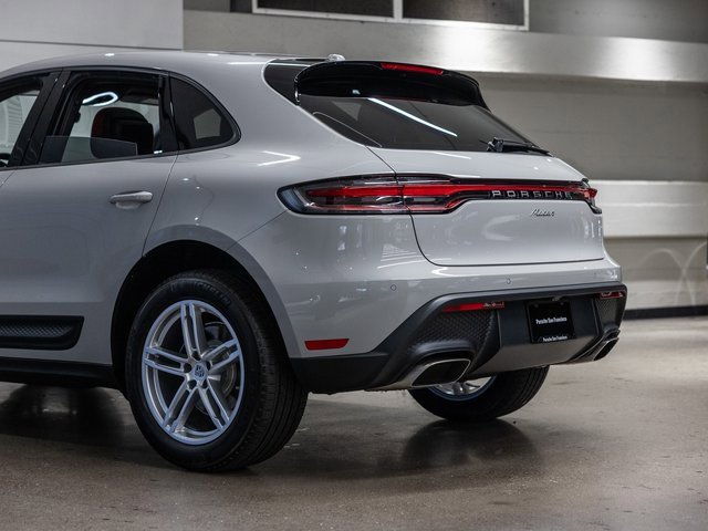 New 2026 Porsche Macan image 24