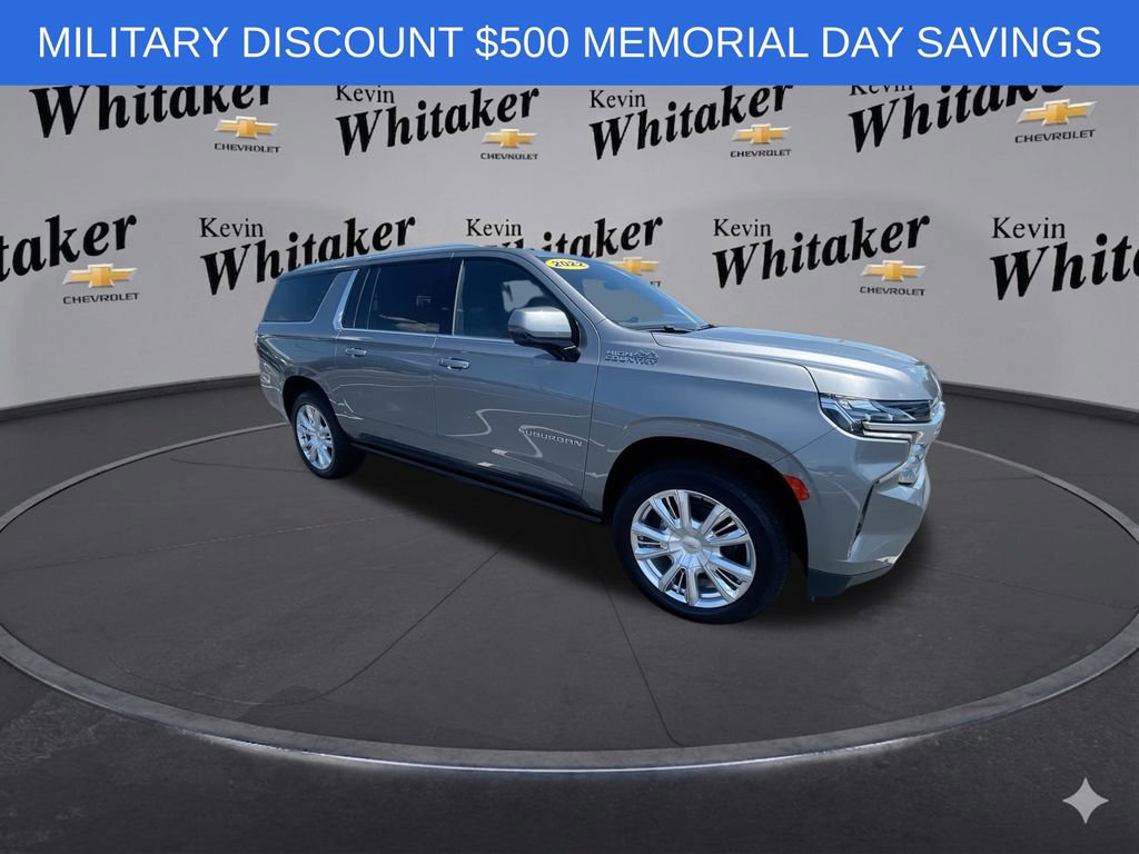 Used 2022 Chevrolet Suburban High Country w/ LPO, Illumination Package AWD/4WD image 2