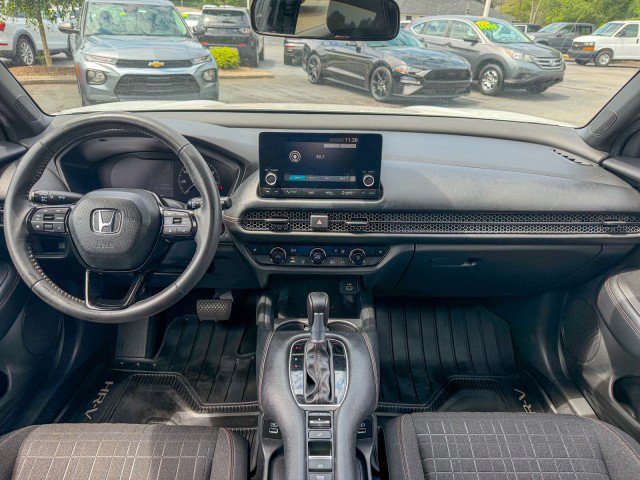 Used 2023 Honda HR-V Sport image 7