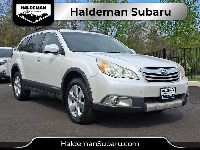 Used 2010 Subaru Outback 3.6R Limited AWD/4WD image 1