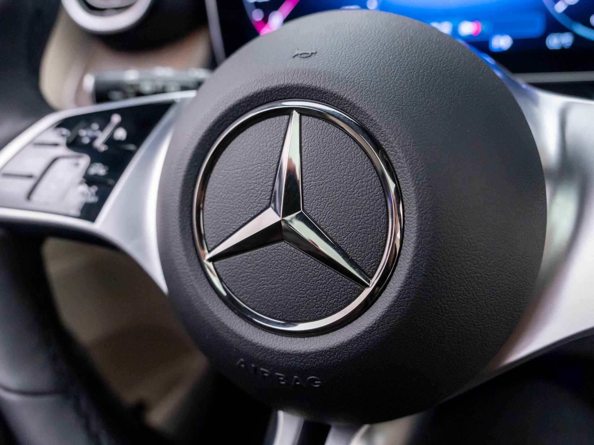 New 2026 Mercedes-Benz GLC 300 4MATIC image 25