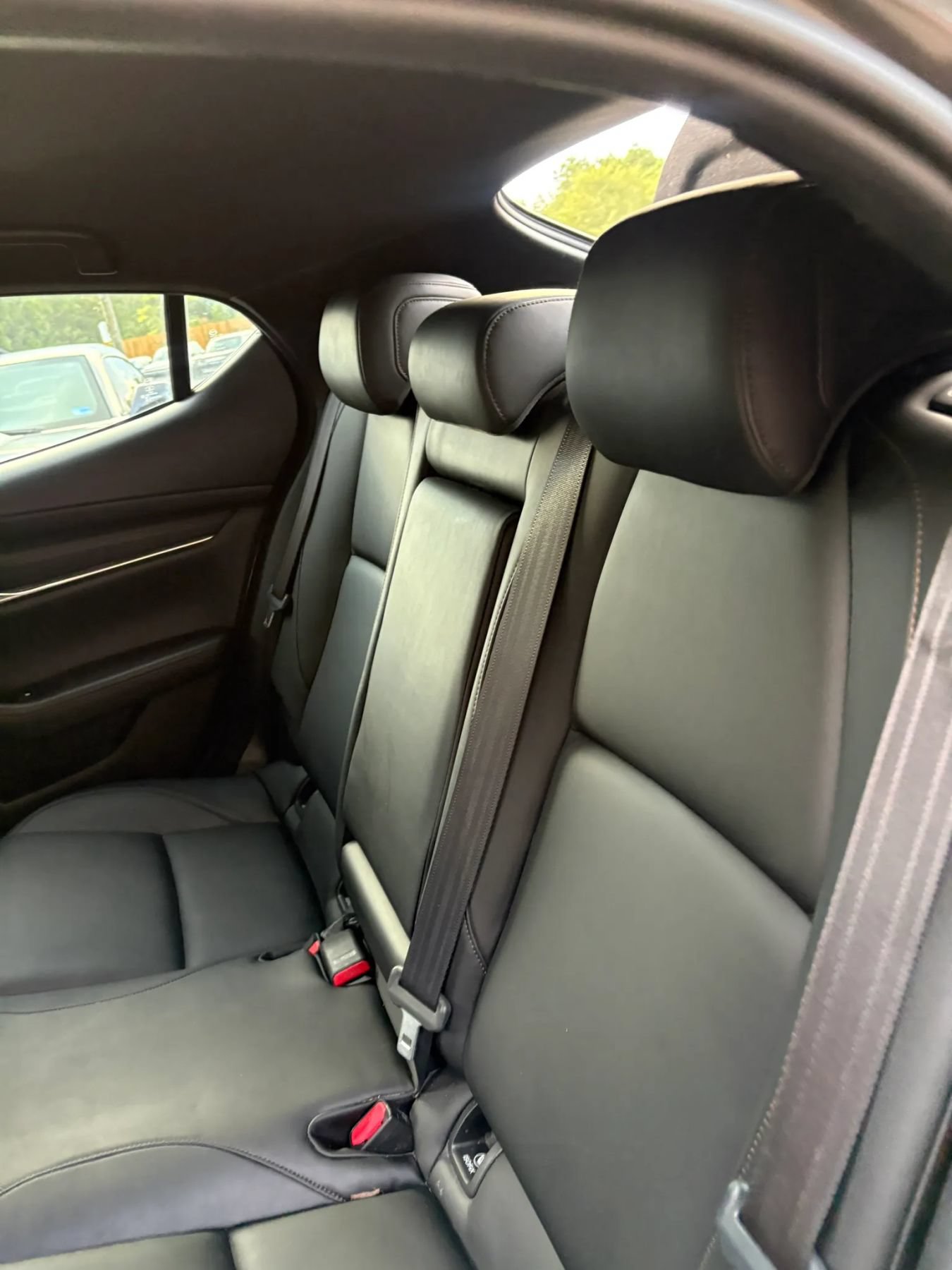 Used 2019 MAZDA MAZDA3 Hatchback w/ Preferred Package FWD image 28
