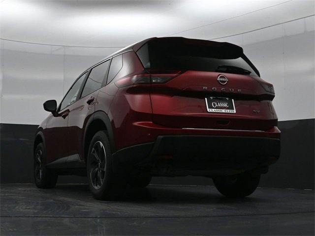 Used 2024 Nissan Rogue SV image 25