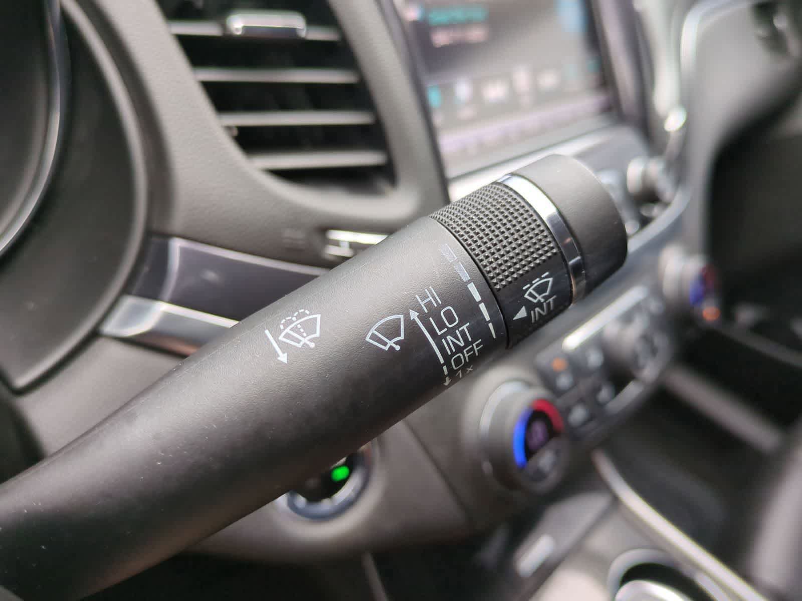 Used 2018 Chevrolet Impala LT FWD image 25