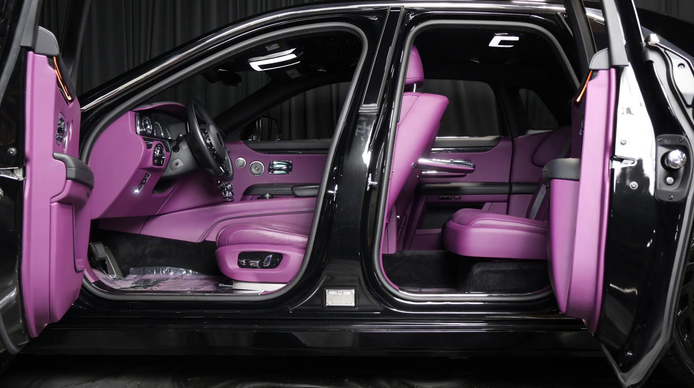 Used 2021 Rolls-Royce Ghost image 14