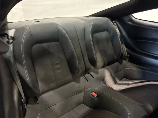 Used 2022 Ford Mustang EcoBoost image 28