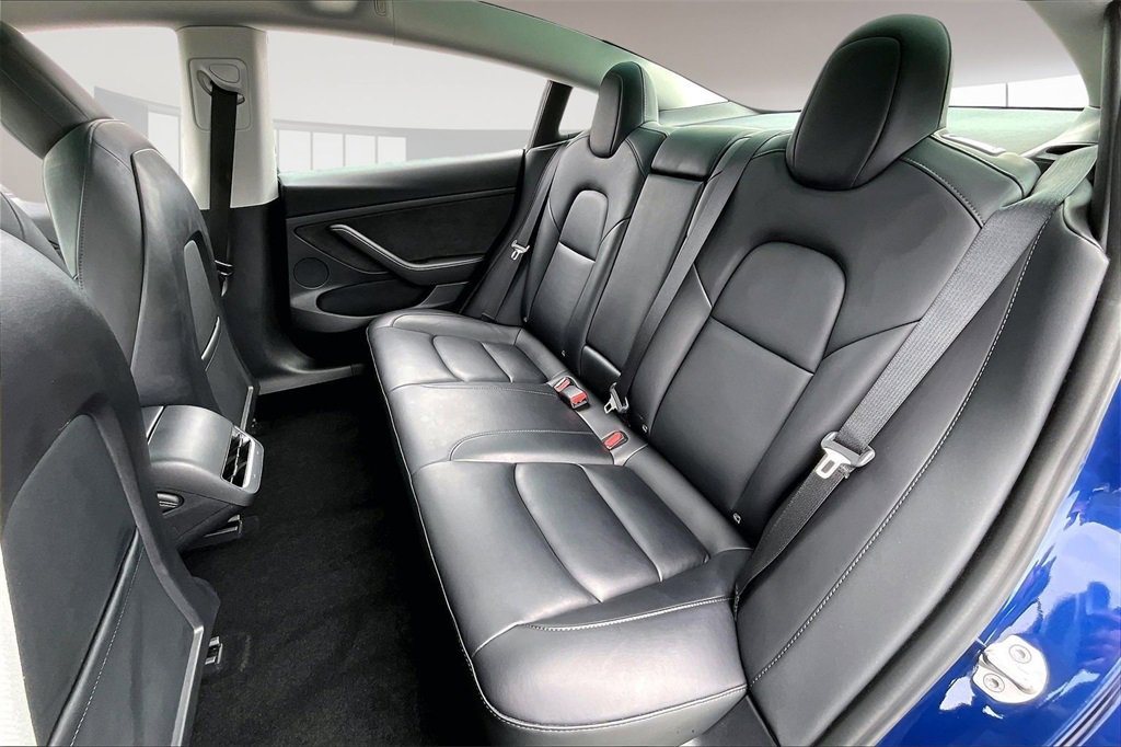 Used 2023 Tesla Model 3 Standard Range image 20