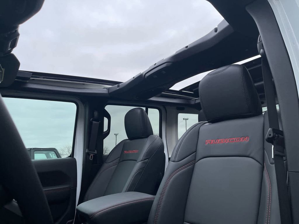 New 2026 Jeep Wrangler Unlimited Rubicon w/ Steel Bumper Group image 21