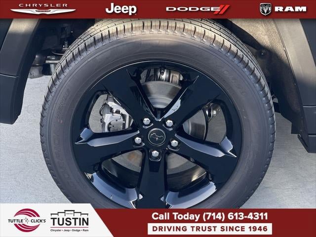 New 2027 Jeep Grand Cherokee Limited w/ Limited Altitude Package RWD image 51