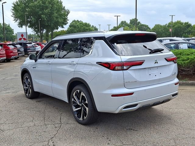 New 2025 Mitsubishi Outlander SEL image 3
