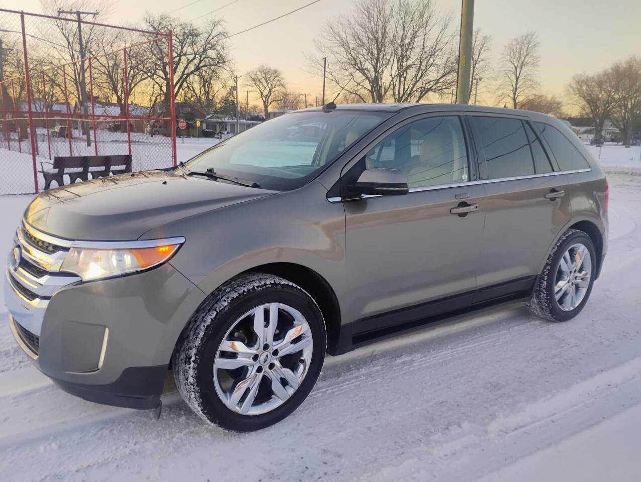 Used 2013 Ford Edge Limited image 3