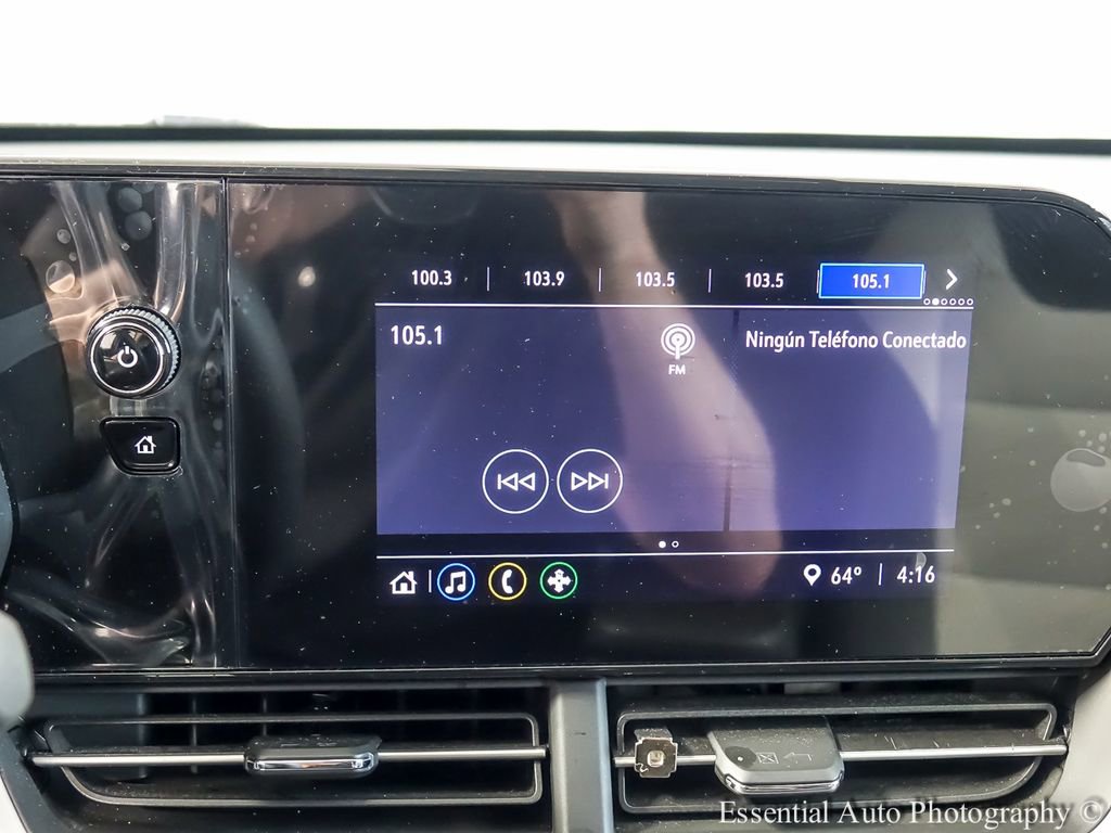 Used 2025 Chevrolet Trax RS w/ Driver Confidence Package FWD image 14