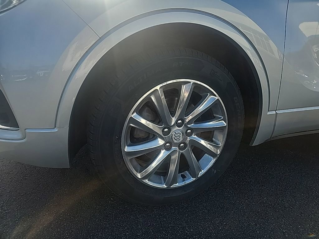 Used 2019 Buick Envision Essence image 9