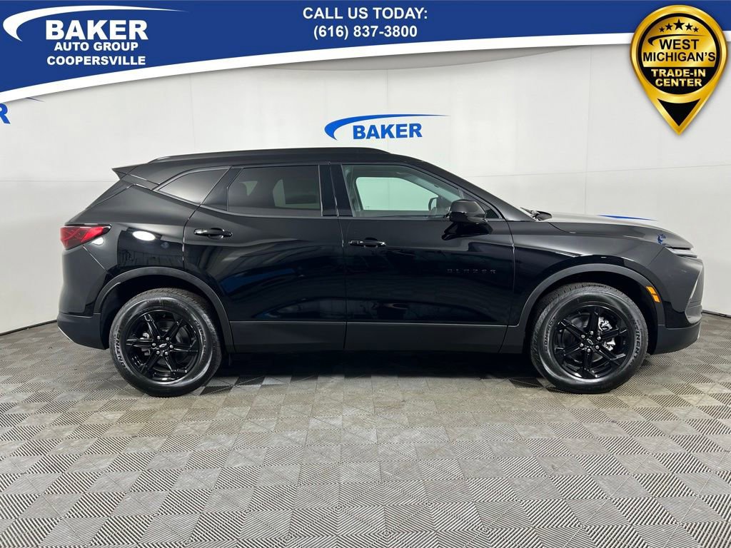 New 2026 Chevrolet Blazer LT w/ Convenience Package AWD/4WD image 8